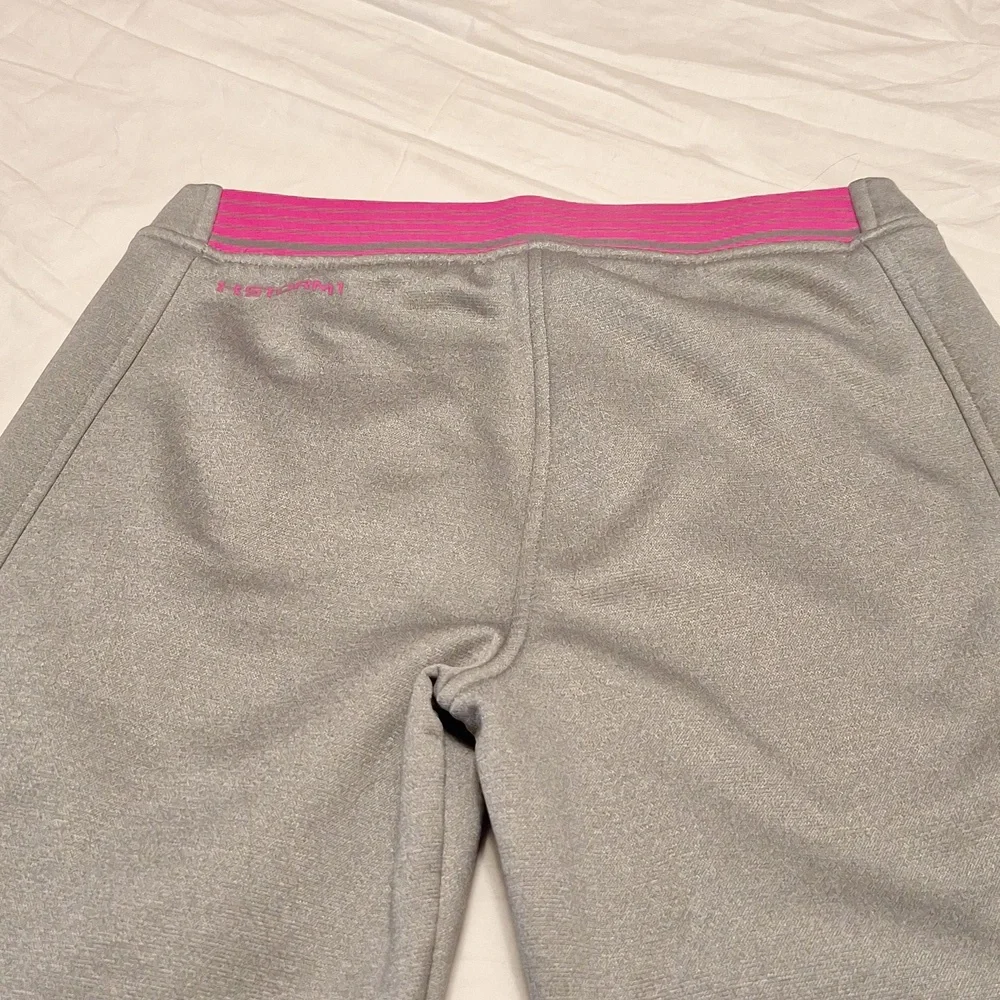 UNDER ARMOUR MEDIUM ATHLETIC PANTS. - Picture 4 of 7